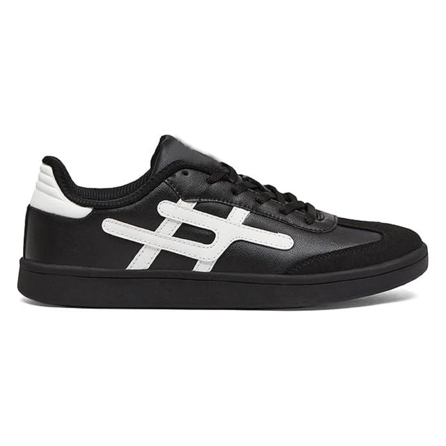 Casual shoes
