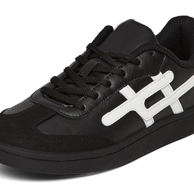 Casual shoes