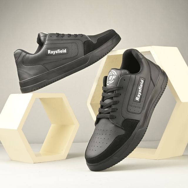 Casual shoes